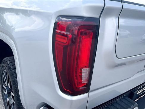 Used 2022 GMC Sierra 1500 AT4 w/ AT4 Premium Package AWD/4WD image 29