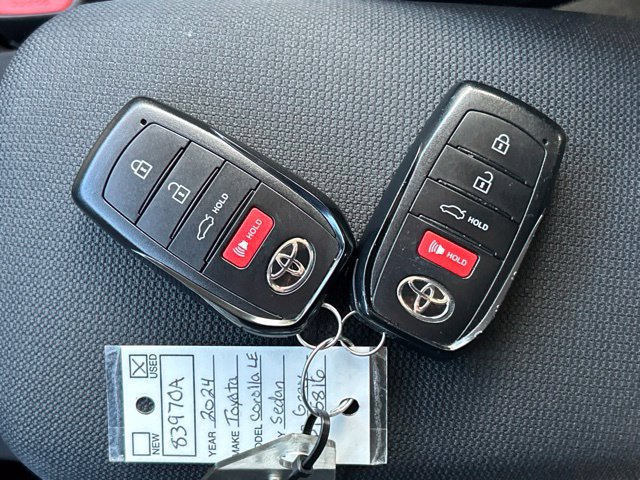Used 2024 Toyota Corolla LE w/ LE Convenience Package FWD image 49