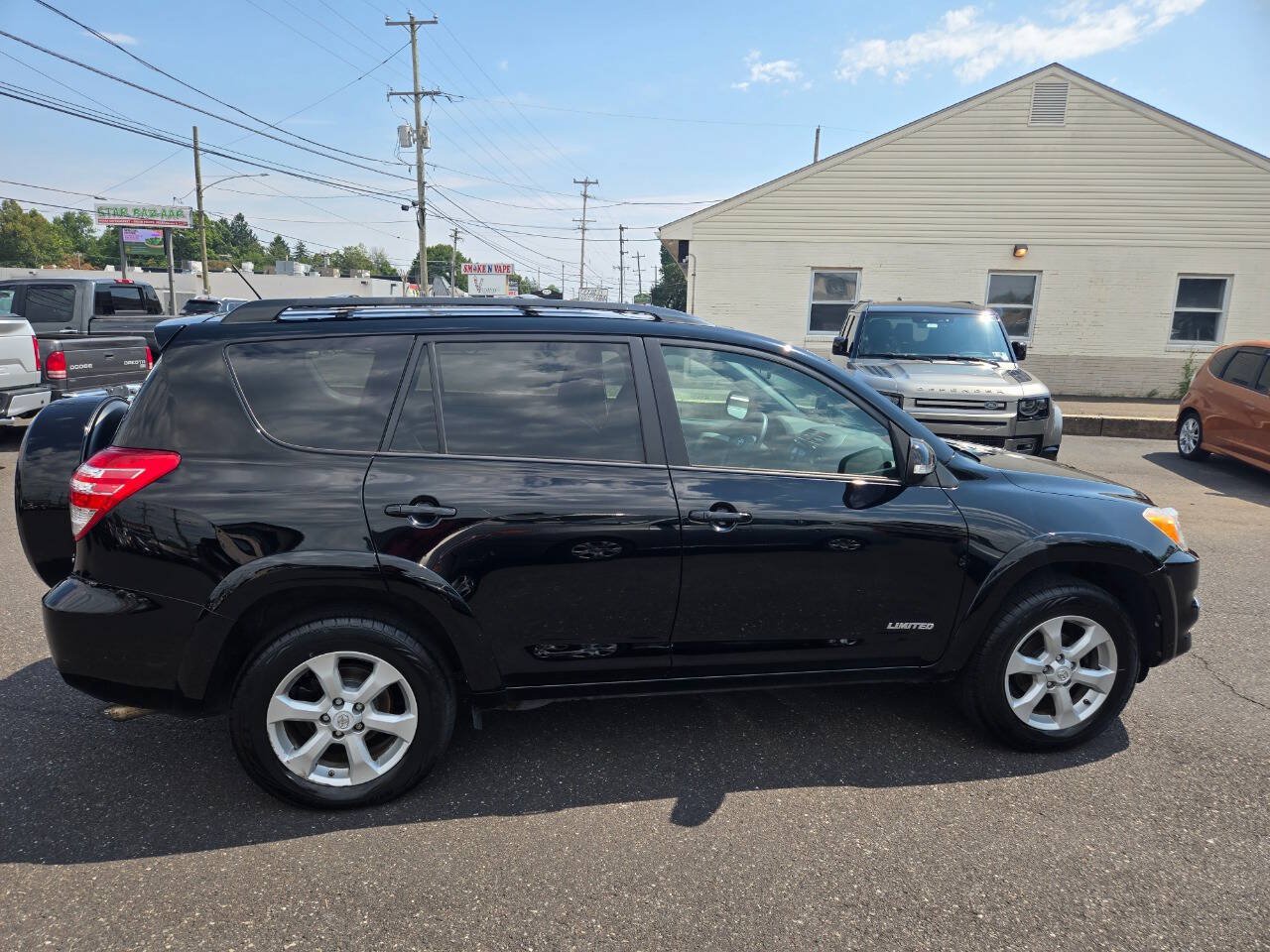 Used 2011 Toyota RAV4 Limited w/ Limited Extra Value Pkg AWD/4WD image 5