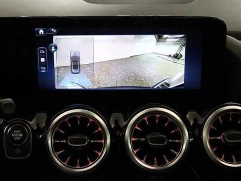 Certified 2025 Mercedes-Benz GLA 250 4MATIC image 25