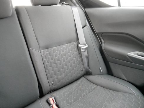 Certified 2021 Nissan Kicks S image 14