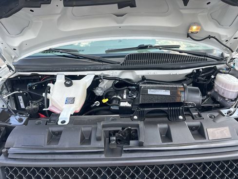 Used 2020 Chevrolet Express 2500 Extended w/ Enhanced Convenience Package RWD image 16