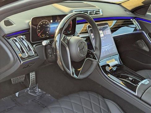 New 2026 Mercedes-Benz S 500 4MATIC image 3