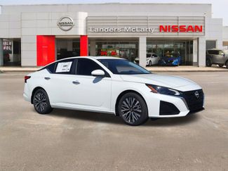 New 2025 Nissan Altima 2.5 SV w/ SV Premium Package 360° Tour