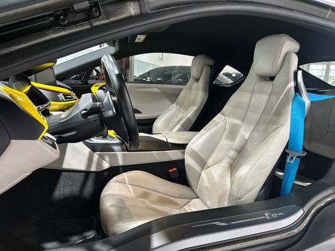 Used 2015 BMW i8 AWD/4WD image 4