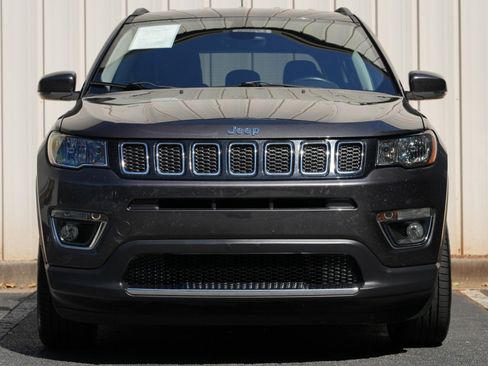 Used 2017 Jeep Compass Limited AWD/4WD image 6