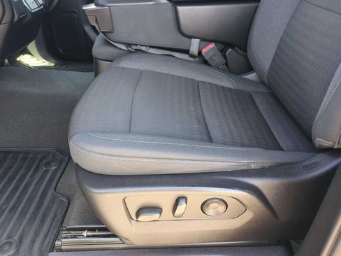 Used 2022 Chevrolet Silverado 1500 Custom RWD image 18
