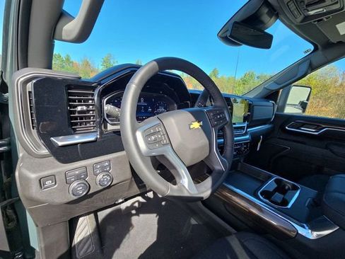 New 2025 Chevrolet Silverado 2500 LT w/ All Star Edition AWD/4WD image 10