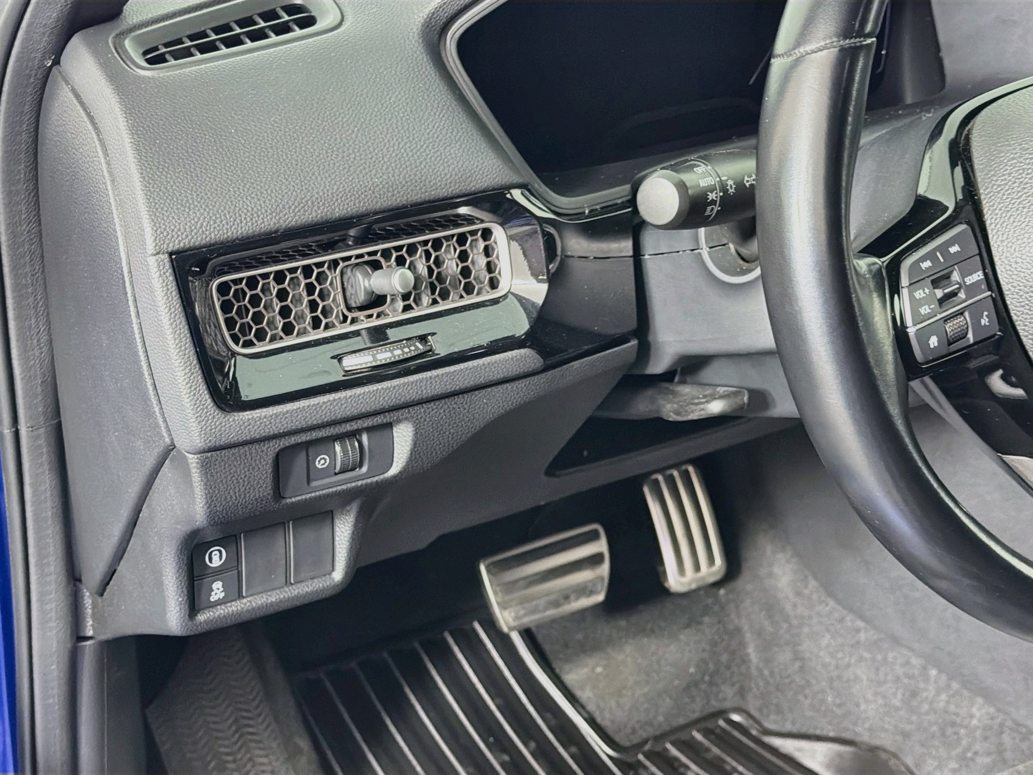 Used 2022 Honda Civic Sport image 16
