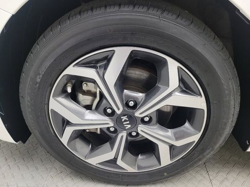 Used 2021 Kia Forte LXS FWD image 31