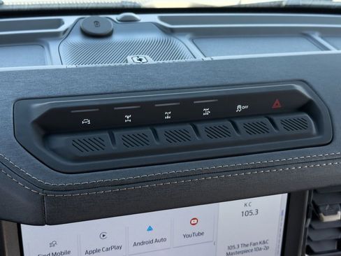 New 2025 Ford Bronco Badlands image 47