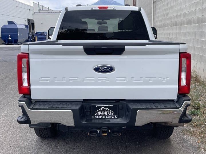 Used 2024 Ford F250 XLT w/ FX4 Off-Road Package AWD/4WD image 8