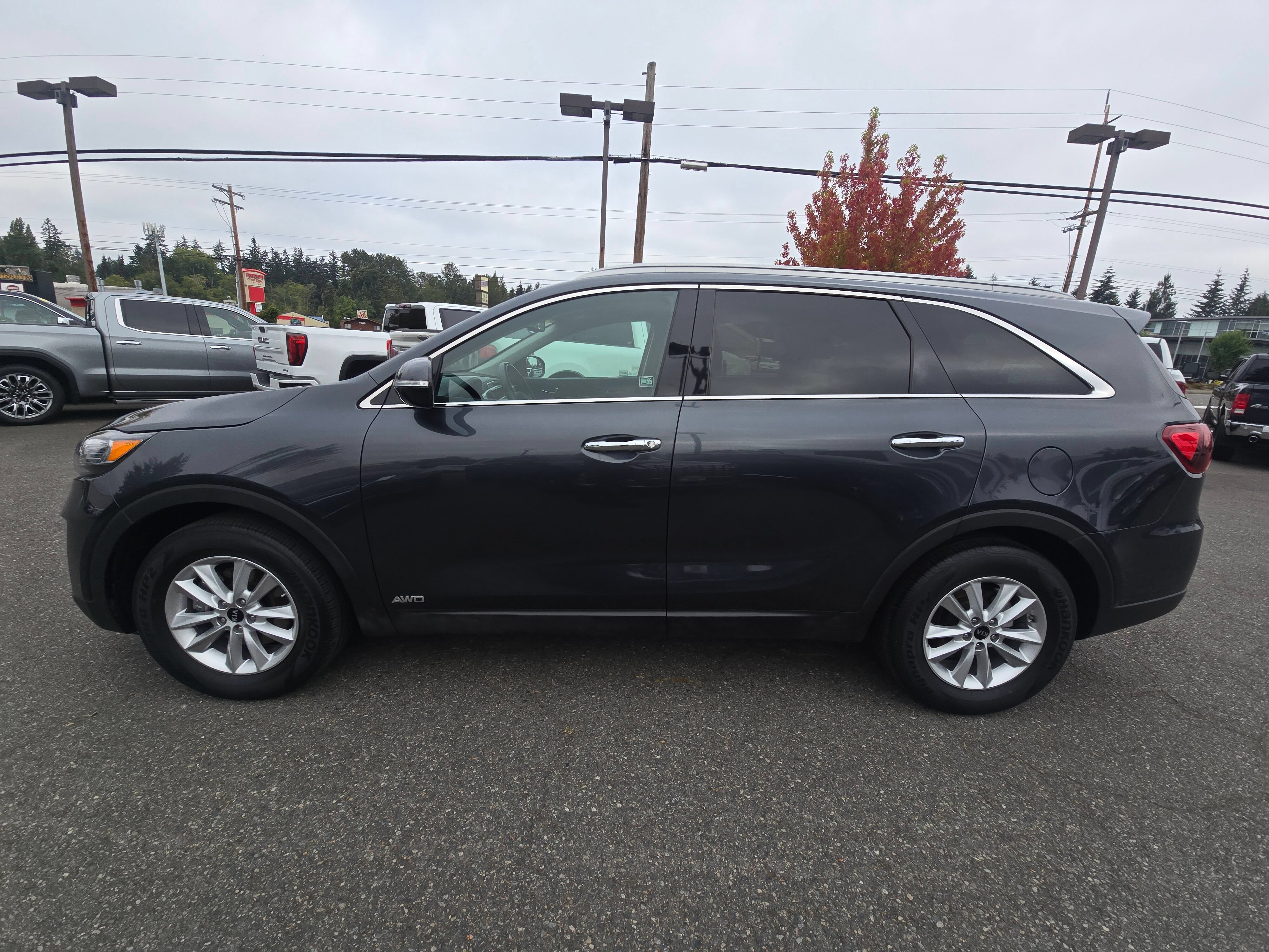 Used 2019 Kia Sorento AWD w/ LX Convenience Package image 4