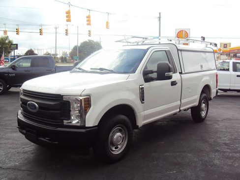 Used 2019 Ford F250 XL w/ Power Equipment Group image 3