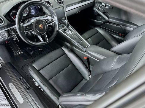 Used 2017 Porsche 718 Cayman S RWD image 22