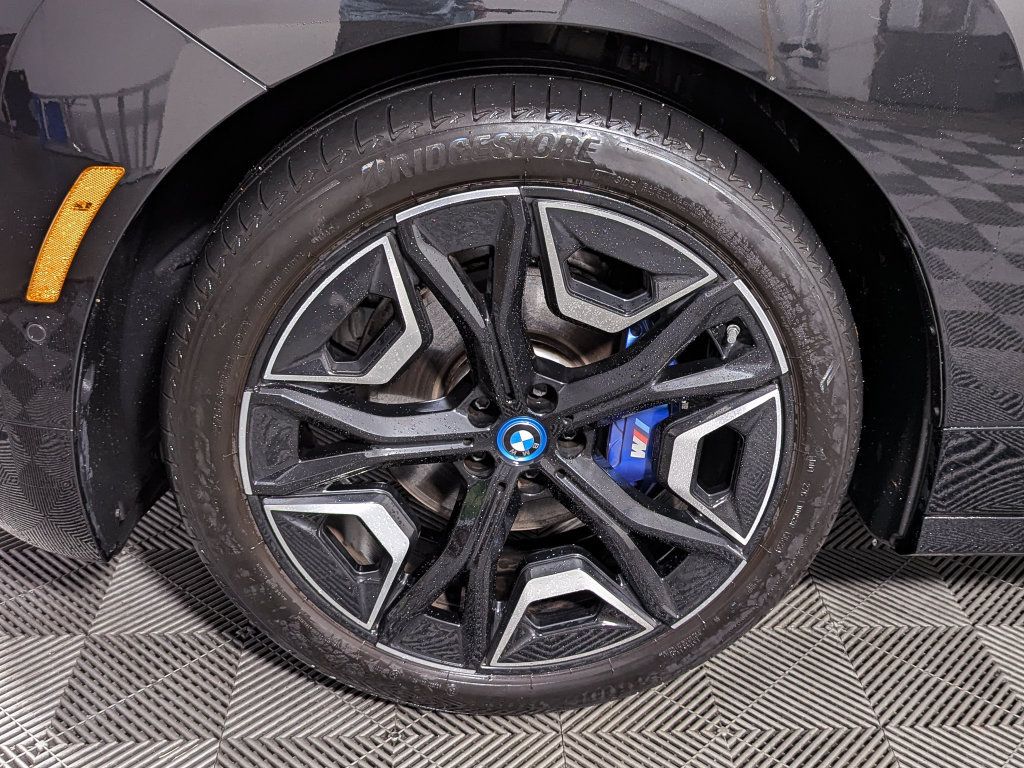 Used 2024 BMW iX M60 AWD/4WD image 50