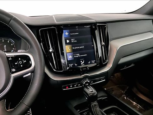 Used 2019 Volvo XC60 T6 R-Design AWD/4WD image 7