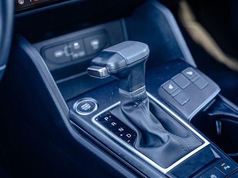 Used 2026 Kia Sportage LX w/ LX Convenience Package image 27