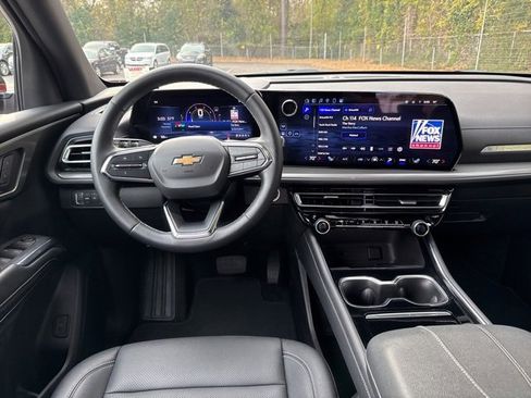 Certified 2024 Chevrolet Traverse LT image 21