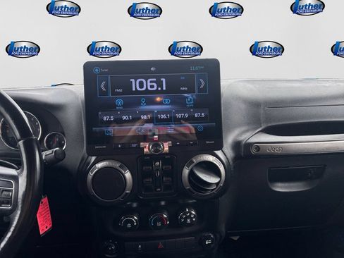 Used 2014 Jeep Wrangler Unlimited Sport w/ Power Convenience Group AWD/4WD image 20