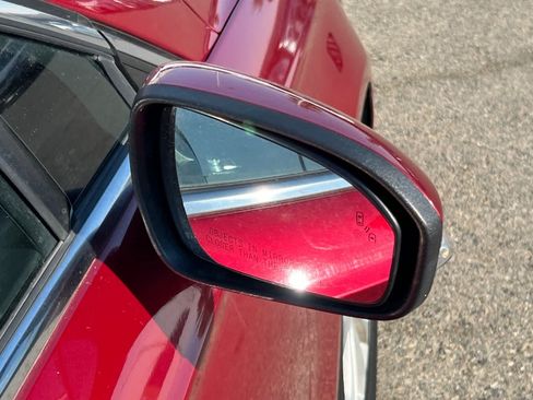 Used 2019 Ford Fusion SEL FWD image 19