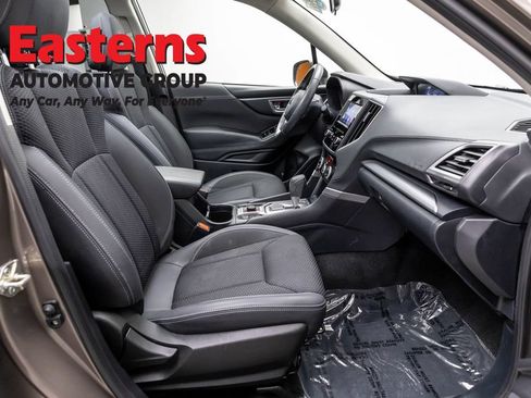 Used 2022 Subaru Forester Premium AWD/4WD image 28