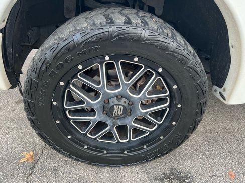 Used 2016 Ford F150 Limited w/ Trailer Tow Package image 2