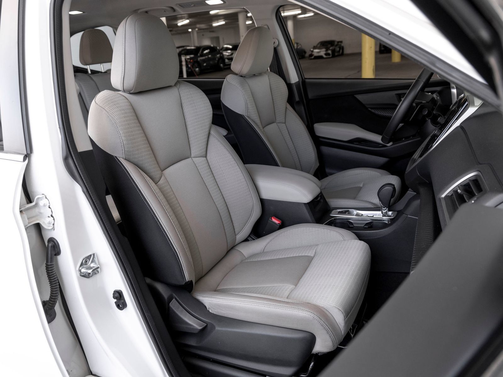 Used 2023 Subaru Ascent Premium w/ Convenience Package AWD/4WD image 26
