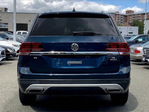 Used 2018 Volkswagen Atlas SE image 3