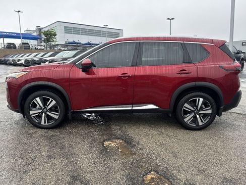 Used 2023 Nissan Rogue SL image 6