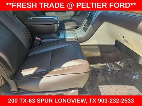 Used 2013 Cadillac Escalade Platinum RWD image 14