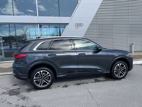 Used 2025 Audi Q5 Premium Plus w/ Premium Plus image 19