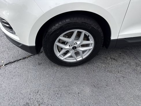 Used 2024 Ford Edge SEL w/ Convenience Package image 20