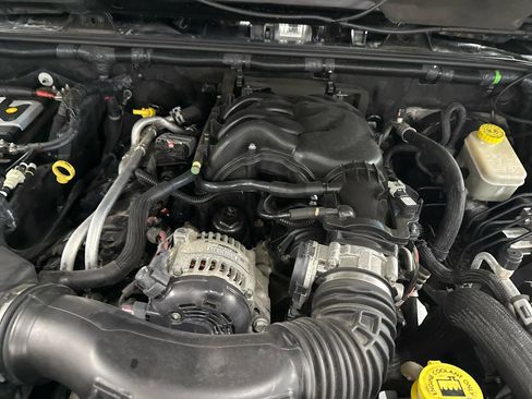 Used 2015 Jeep Wrangler Rubicon w/ Power Convenience Group AWD/4WD image 46