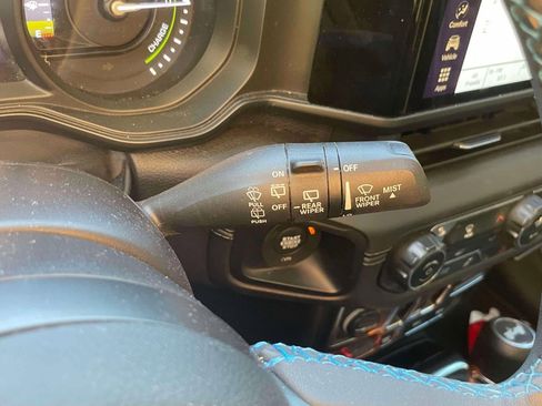 Used 2024 Jeep Wrangler Unlimited Rubicon 4xe image 23