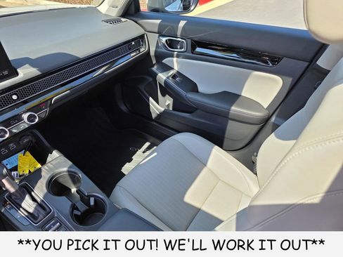 Used 2024 Honda Civic Touring image 28