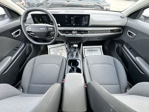 New 2025 Kia K4 LX image 20