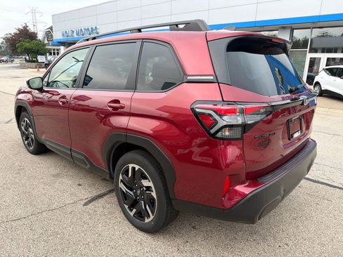 Used 2025 Subaru Forester Limited w/ Popular Package #1 AWD/4WD image 6