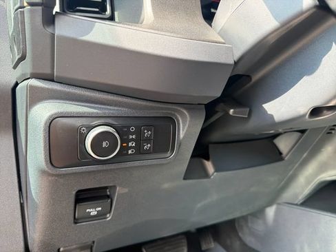 Used 2025 Ford Bronco Badlands AWD/4WD image 12