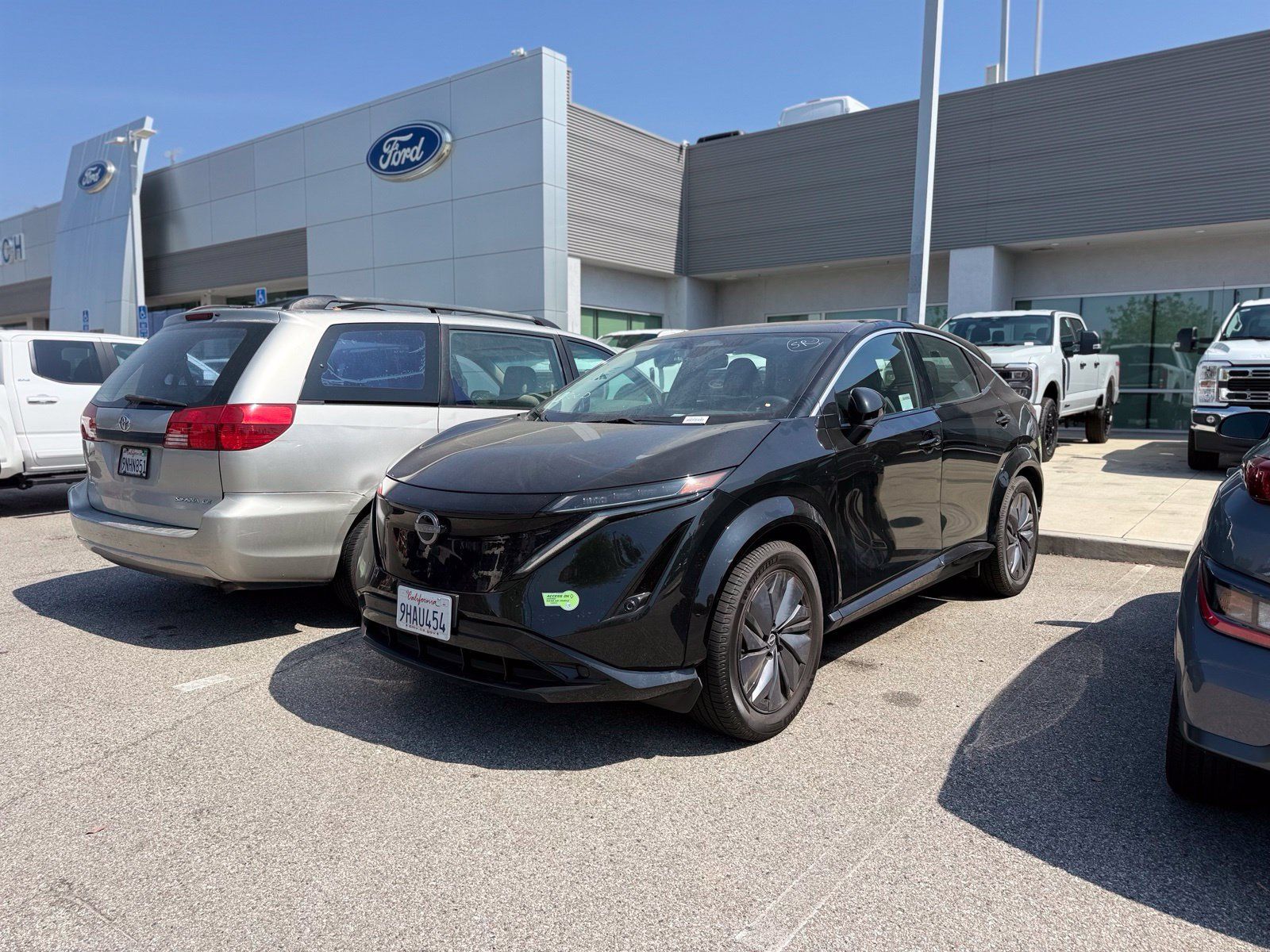 Used 2023 Nissan Ariya FWD image 1