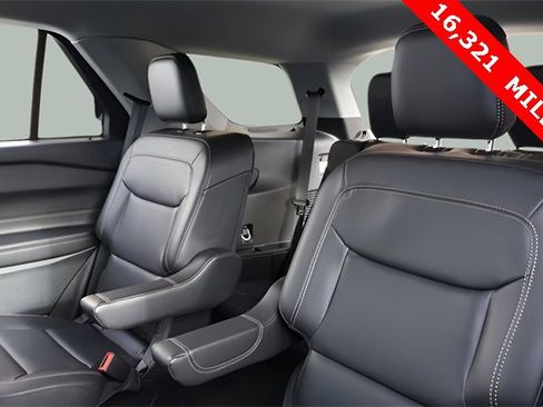 Used 2023 Ford Explorer XLT w/ Equipment Group 202A image 14