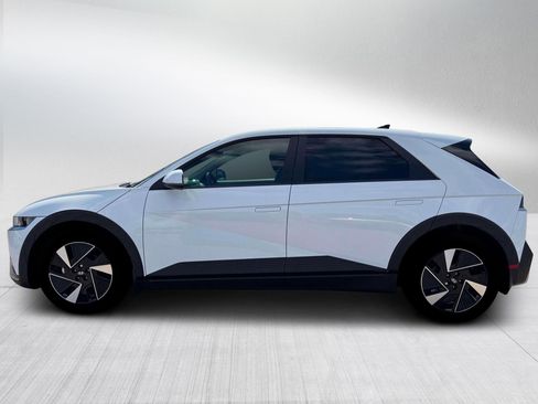New 2026 Hyundai Ioniq 5 SEL AWD/4WD image 3