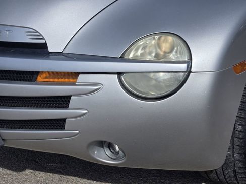 Used 2005 Chevrolet SSR w/ Preferred Equipment Group RWD image 7