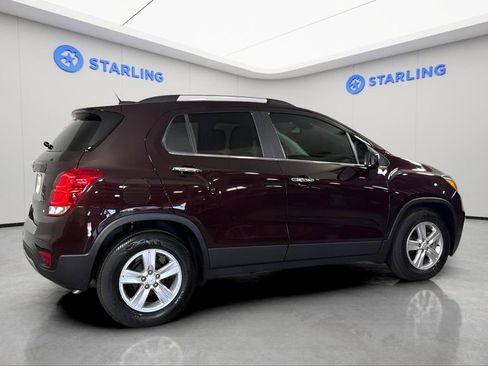 Used 2020 Chevrolet Trax LT w/ Driver Confidence Package image 10
