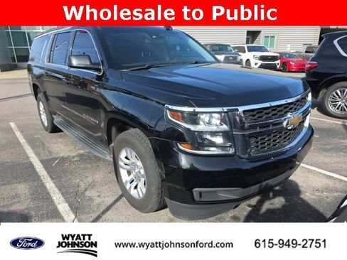 Used 2016 Chevrolet Suburban LT image 5