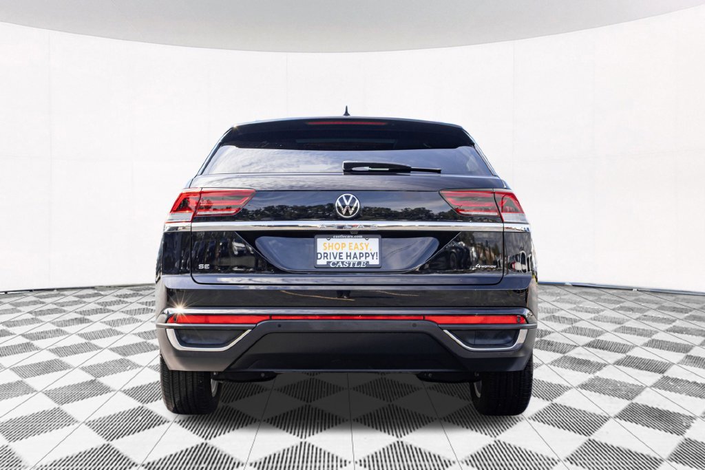 Certified 2023 Volkswagen Atlas Cross Sport SE w/ Panoramic Sunroof Package AWD/4WD image 8