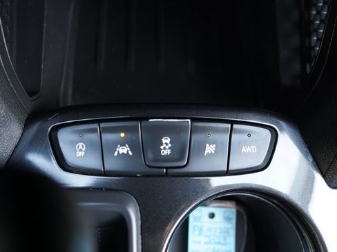 Used 2023 Chevrolet TrailBlazer LT AWD/4WD image 34