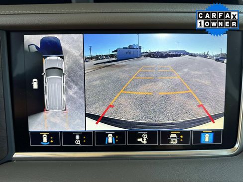 Used 2021 GMC Yukon XL Denali image 31