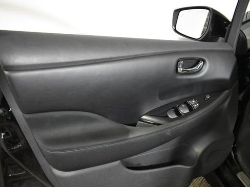 Certified 2024 Nissan Leaf SV Plus FWD image 7