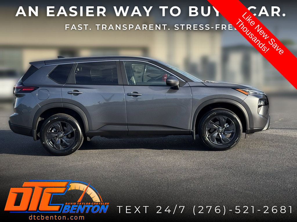 Used 2026 Nissan Rogue SV FWD image 4